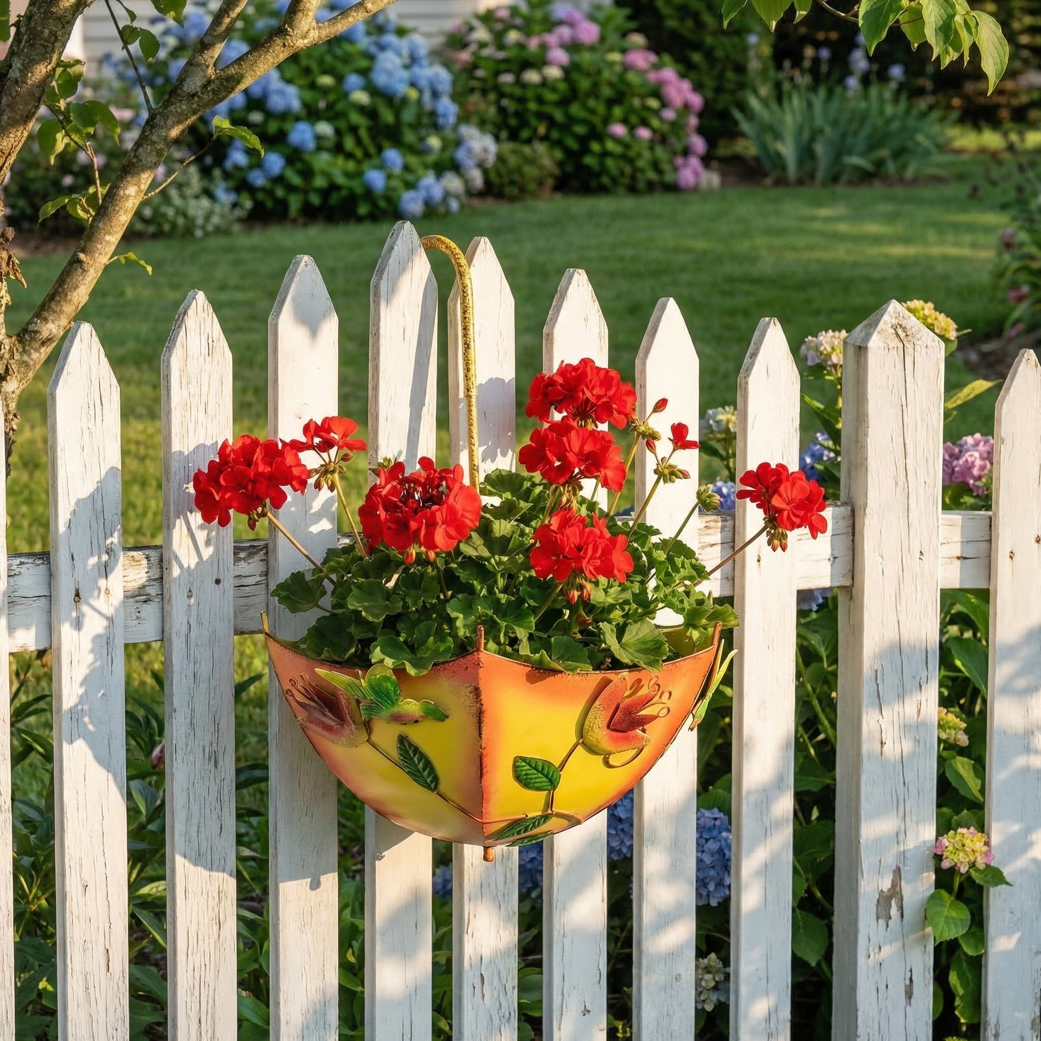 Umbrella-Shaped Wall Planter with Rotatable Handle & Drainage
